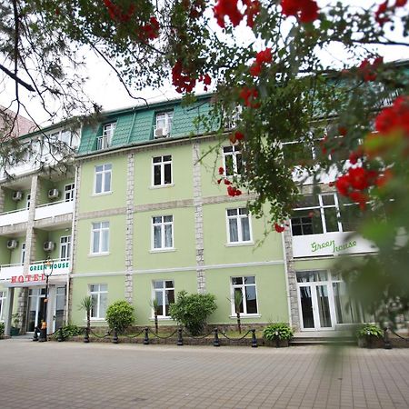 Green House Hotel 코불레티 외부 사진